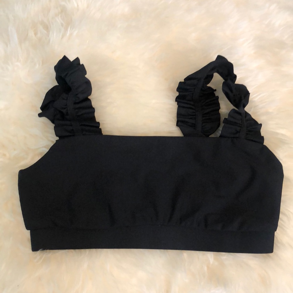 Scrunchy Black Sports Bra